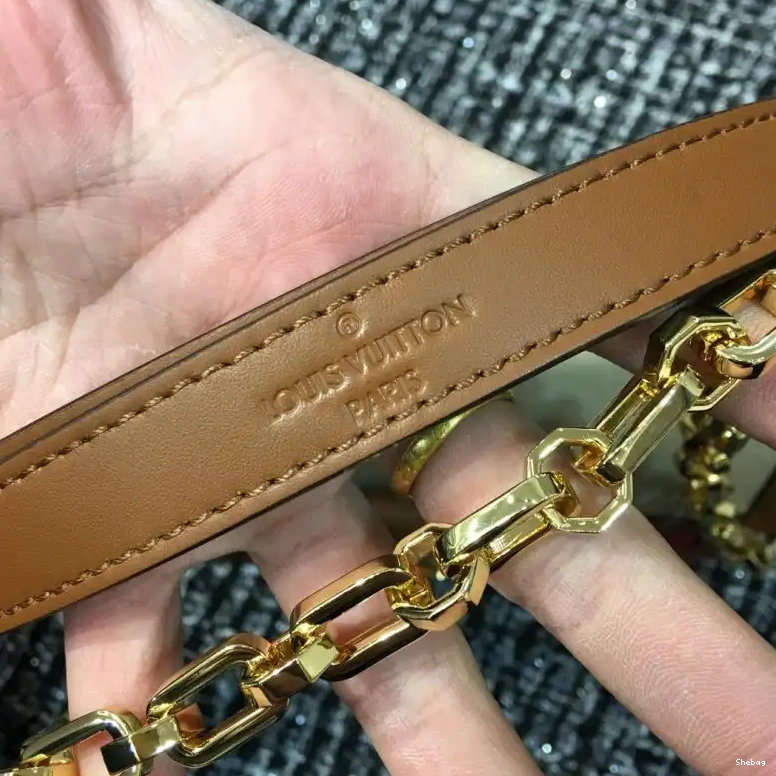 LV 19B570344 Bags 0823